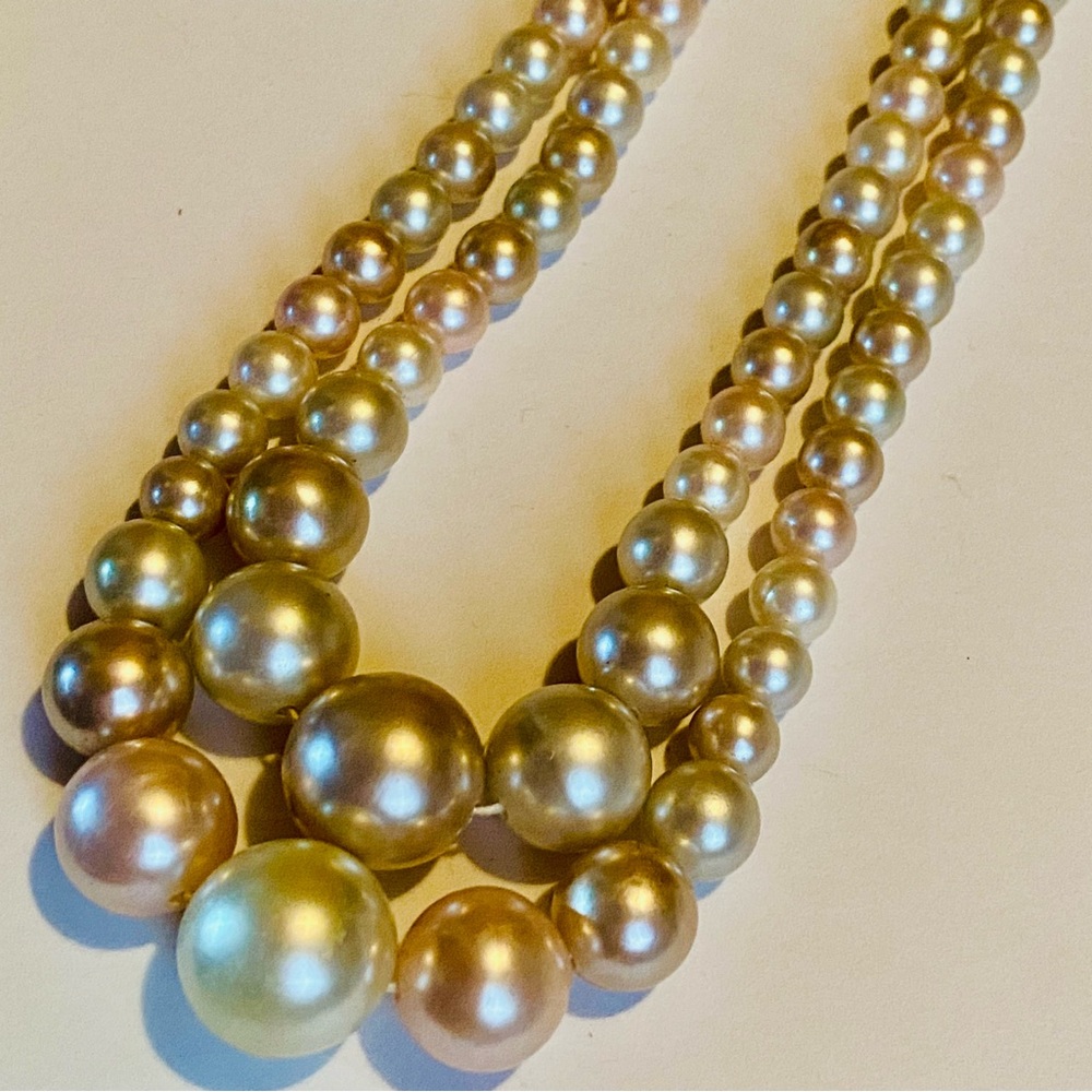🍀Beautiful Pearl Chunky Necklace marked Japan